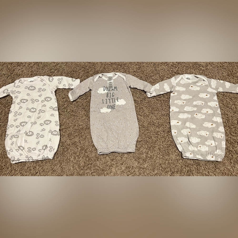 Preemie gender neutral gowns brand new without tags.
